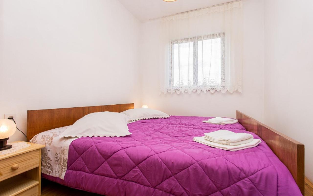 Apartman Broznic Šilo Buitenkant foto